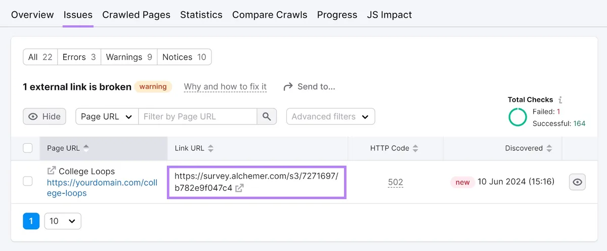Site Audit 工具的“1 external link is broken”页面，其中“Link URL”列被突出显示