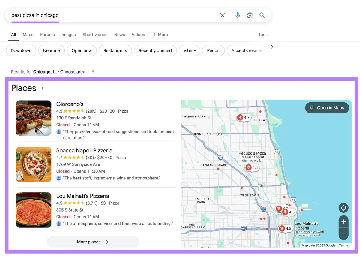 Google 搜索结果页面输入词条“best pizza in chicago”，出现在顶部的基于地图的结果已高亮显示。
