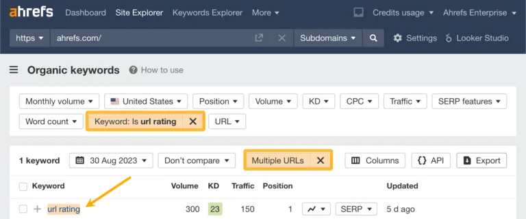 如何在 Ahrefs 的 Site Explorer 中查找有多个 URL 排名的关键词