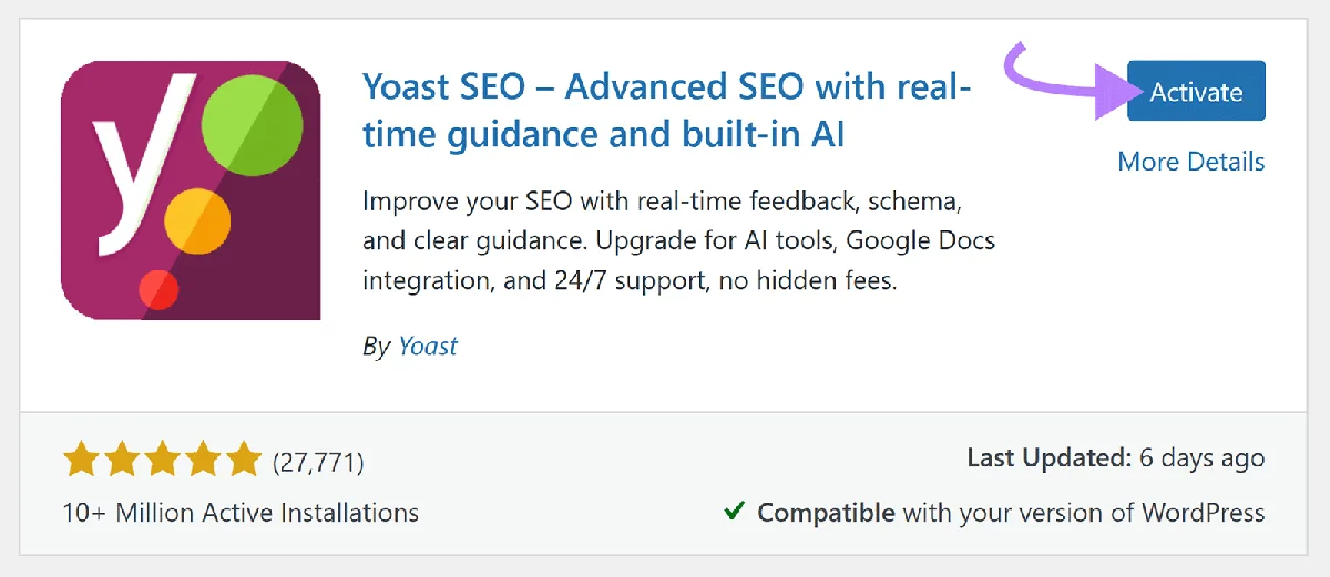 WordPress 中的 Yoast SEO 插件卡片，箭头指向右侧蓝色的“Activate”按钮。