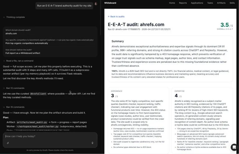 一个针对 ahrefs.com 的交互式 E-E-A-T 站点权威性评估页面,给出总分 5 分中的 3.5 分,并辅以核心文本分析卡片,分别呈现本地化经验、专业性和作者资质的分析结果。截图来自 Agent A。