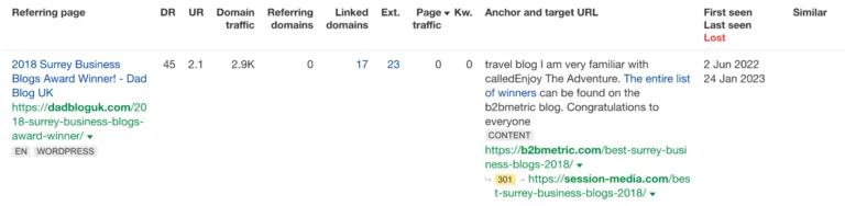 Backlinks 报告中嵌入徽章链接的示例,来自 Ahrefs 的 Site Explorer